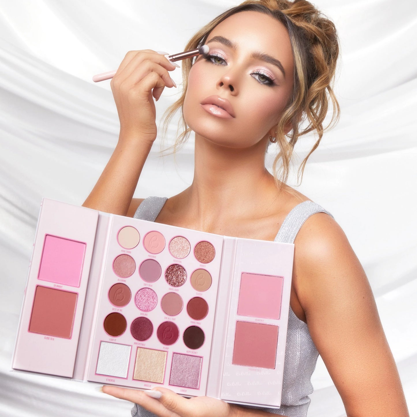 Angelic Shadow And Face Palette