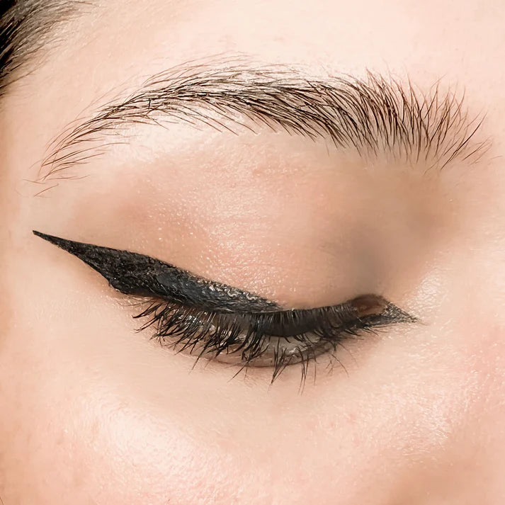 On Point! Waterproof Felt Tip Liner